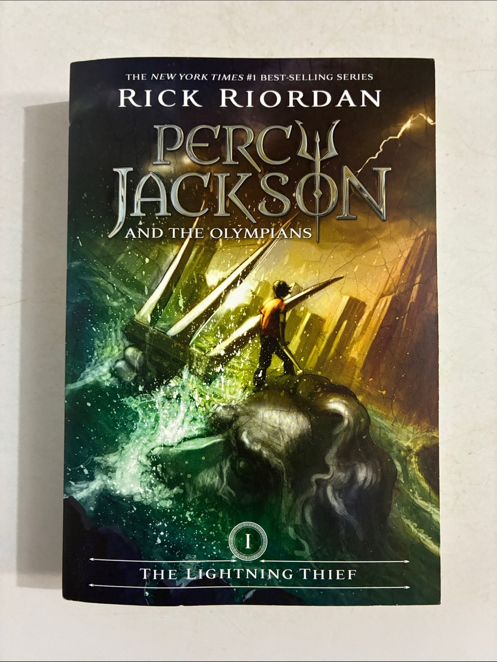 Percy Jackson and the Olympians: The Lightning Thief - Paperback